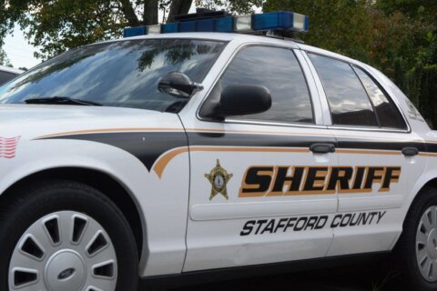 Man dies in crash with Stafford Co. sheriff’s deputy