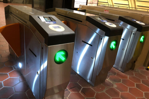 ‘See a station manager’ no more — Metro updating fare gate display screen